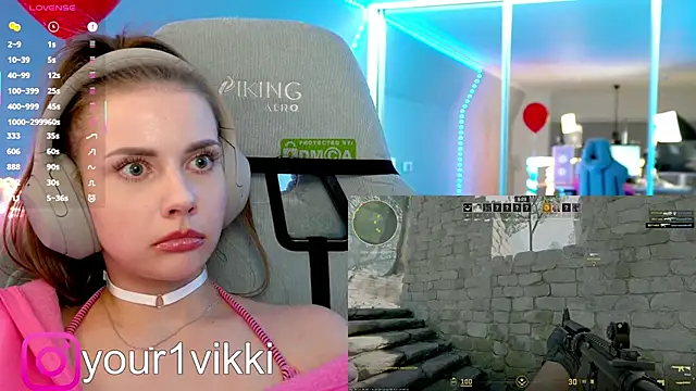 Snapshot of Vikki_Cheese chatting on 03-05-25, 05:50 Vikki Cheese online show from 03-05-25, 05:50