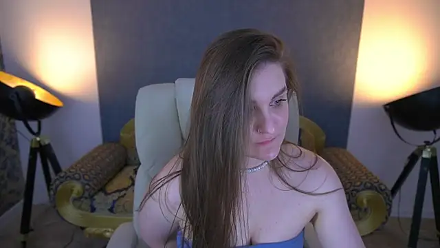 EmmyCharmm online show from 06-14-26, 05:42