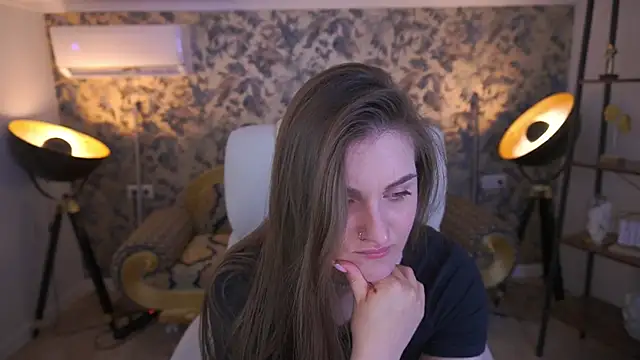 EmmyCharmm online show from 08-02-26, 06:45