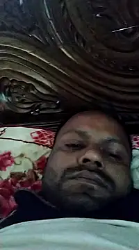 Snapshot of Niladri1410 chatting on 01-01-25, 02:41 Niladri1410 online show from 01-01-25, 02:41