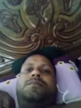 Snapshot of Niladri1410 chatting on 10-07-25, 06:43 Niladri1410 online show from 10-07-25, 06:43