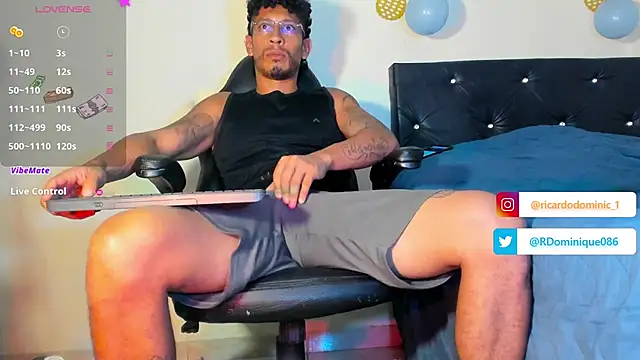 Snapshot of FuckHardlove chatting on 01-29-25, 04:58 FuckHardlove online show from 01-29-25, 04:58