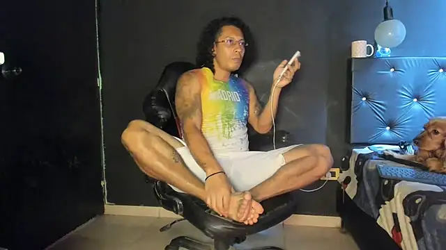 Snapshot of FuckHardlove chatting on 07-18-26, 04:44 FuckHardlove online show from 07-18-26, 04:44