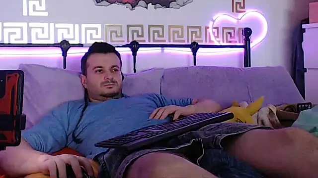 Snapshot of erotico69xxx chatting on 01-11-25, 05:07 erotico69xxx online show from 01-11-25, 05:07