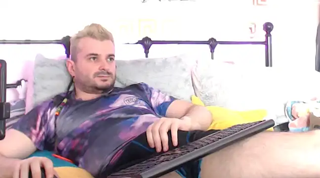 Snapshot of erotico69xxx chatting on 02-27-25, 03:48 erotico69xxx online show from 02-27-25, 03:48