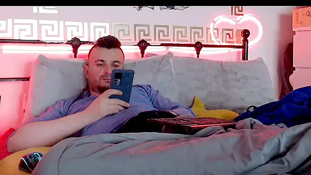 Snapshot of erotico69xxx chatting on 09-23-25, 10:35 erotico69xxx online show from 09-23-25, 10:35