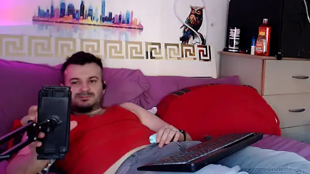 Snapshot of erotico69xxx chatting on 04-27-26, 10:46 erotico69xxx online show from 04-27-26, 10:46