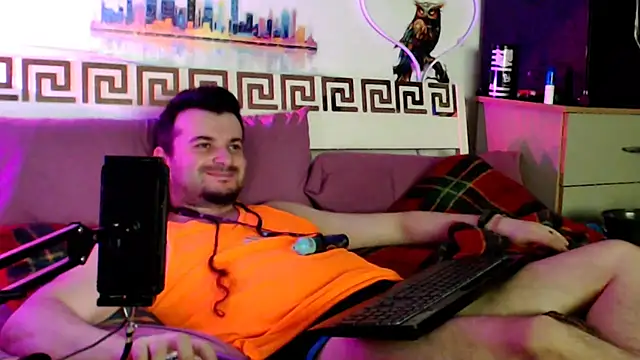 Snapshot of erotico69xxx chatting on 05-25-26, 01:33 erotico69xxx online show from 05-25-26, 01:33