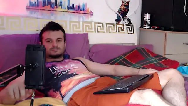 Snapshot of erotico69xxx chatting on 05-30-26, 11:18 erotico69xxx online show from 05-30-26, 11:18