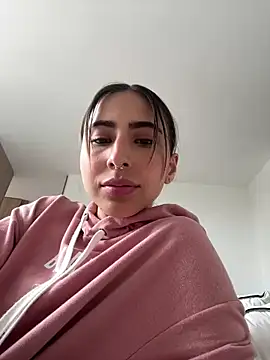 Snapshot of Ameellie chatting on 02-16-25, 05:15 Ameellie online show from 02-16-25, 05:15
