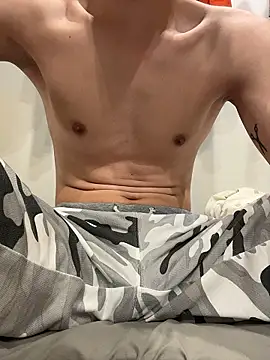 Snapshot of Shohei_erokukan chatting on 06-17-26, 04:30 Shohei erokukan online show from 06-17-26, 04:30