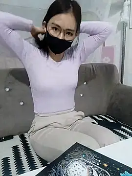 I AM NOT A SLUT online show from 02-20-25, 09:00