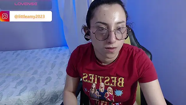 Snapshot of little__amy_ chatting on 02-06-25, 04:14 little  amy  online show from 02-06-25, 04:14
