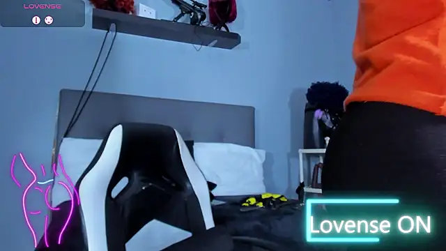 Coco Kiss online show from 03-25-26, 07:20