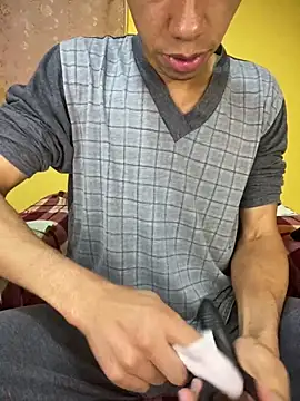 Snapshot of MoiseXxx_777 chatting on 12-25-24, 08:18 MoiseXxx 777 online show from 12-25-24, 08:18