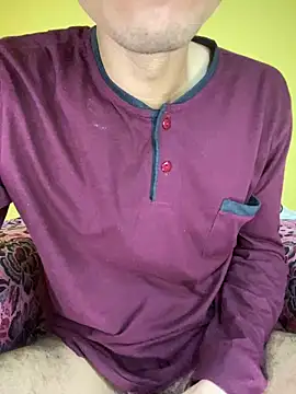 Snapshot of MoiseXxx_777 chatting on 02-11-25, 10:15 MoiseXxx 777 online show from 02-11-25, 10:15