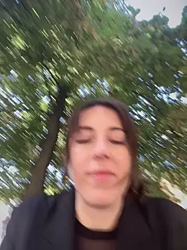 Snapshot of MommmyYummy chatting on 09-14-25, 07:29 MommmyYummy online show from 09-14-25, 07:29