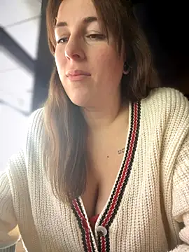 MommmyYummy online show from 10-31-25, 10:38