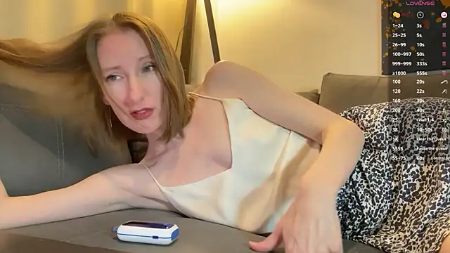 MonikaBos online show from 01-06-25, 10:58