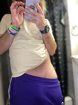 Snapshot of 4kUsh2Fashion0 chatting on 12-30-24, 04:20 4kUsh2Fashion0 online show from 12-30-24, 04:20