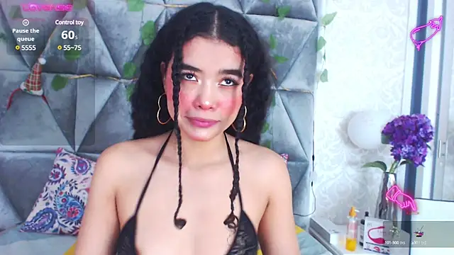 Snapshot of Angela_lovee chatting on 01-30-25, 01:31 Angela lovee online show from 01-30-25, 01:31