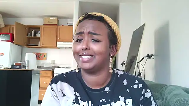 SiminFox online show from 01-12-26, 07:19