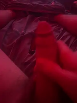 Snapshot of youngTJ chatting on 01-01-25, 10:56 youngTJ online show from 01-01-25, 10:56