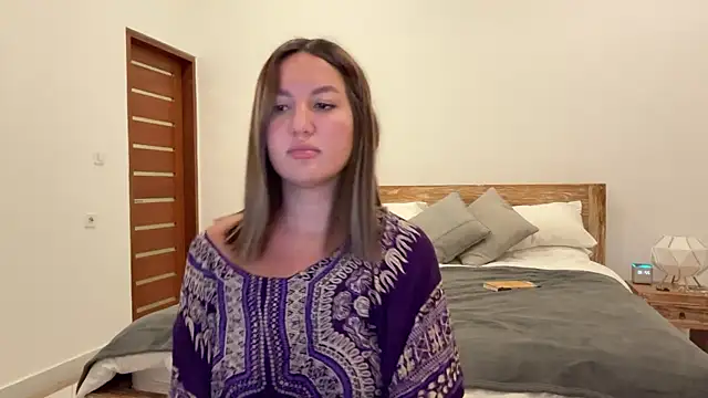 Snapshot of Nelly_Fischer chatting on 09-22-25, 02:30 Nelly Fischer online show from 09-22-25, 02:30