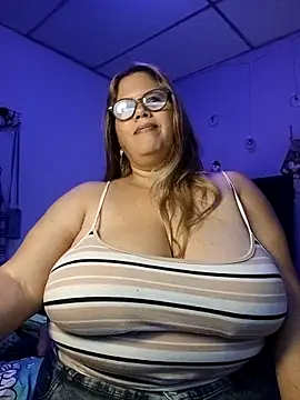 EllisW8 online show from 11-11-25, 11:54