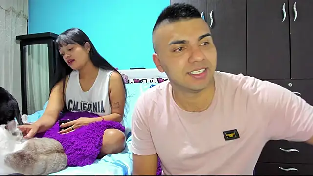 2ScarletandRyan8 online show from 12-22-25, 10:01