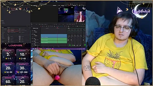 Snapshot of CryptidIndrid chatting on 03-14-25, 08:53 CryptidIndrid online show from 03-14-25, 08:53