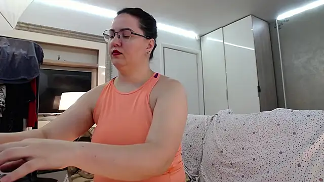 ILoveToFeelU online show from 07-20-26, 10:34