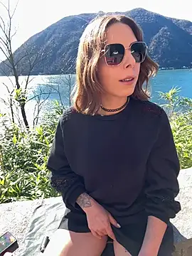 Mia Railey online show from 02-20-26, 11:11