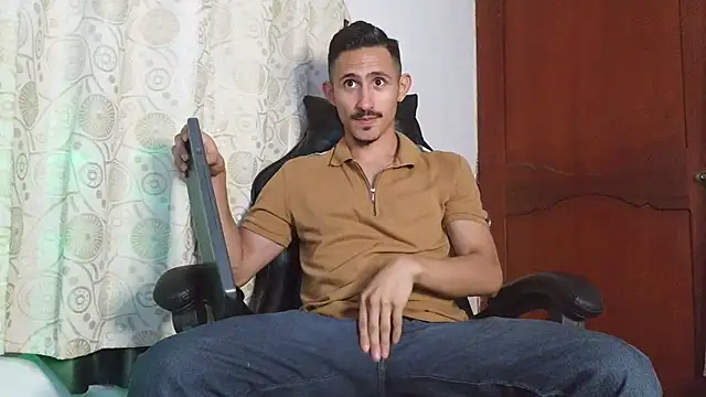 HomeAloneK online show from 06-16-26, 07:27