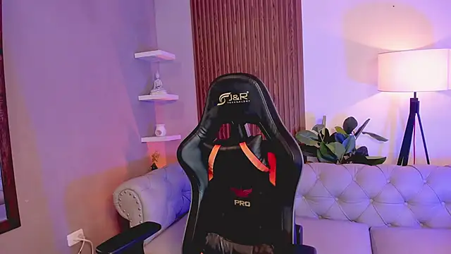 liam collins21 online show from 12-22-25, 12:02