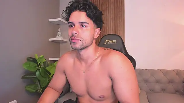 liam collins21 online show from 04-12-26, 11:59