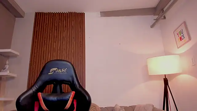 liam collins21 online show from 04-27-26, 12:14