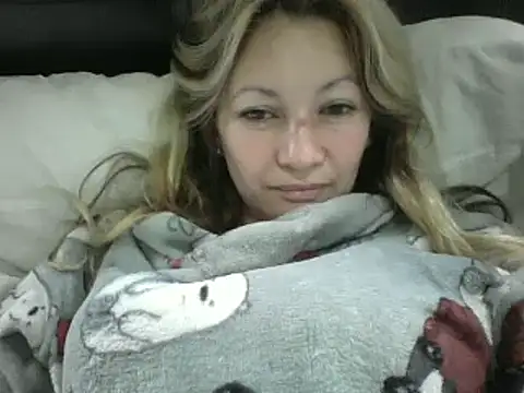 Snapshot of Paulita_x3 chatting on 09-11-25, 11:54 Paulita x3 online show from 09-11-25, 11:54