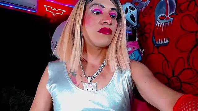 HugeDanex online show from 03-17-26, 07:23