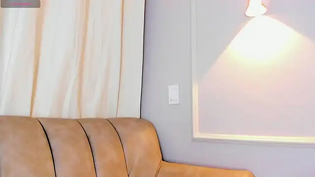 Snapshot of Lia_walton chatting on 12-31-24, 12:04 Lia walton online show from 12-31-24, 12:04