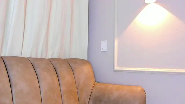 Snapshot of Lia_walton chatting on 09-20-25, 12:17 Lia walton online show from 09-20-25, 12:17