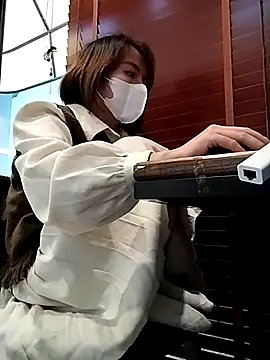 Michiko1 online show from 02-18-25, 10:49