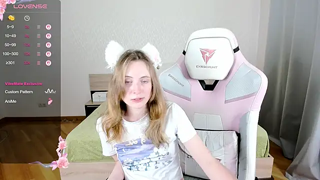 Cowell Adelina online show from 09-14-25, 09:41