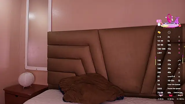 Feniix   online show from 10-24-25, 04:31