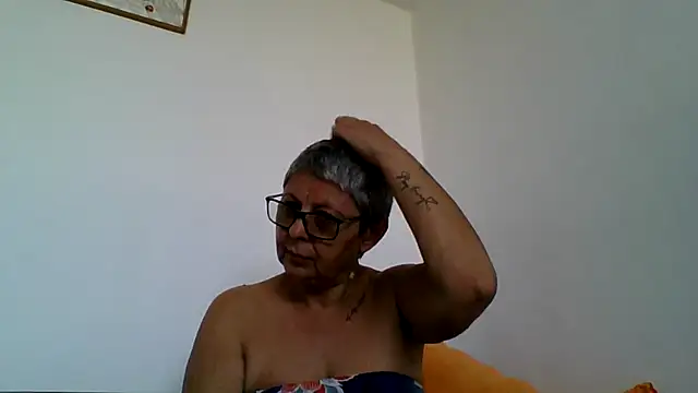 roseblak42 online show from 07-25-26, 04:37