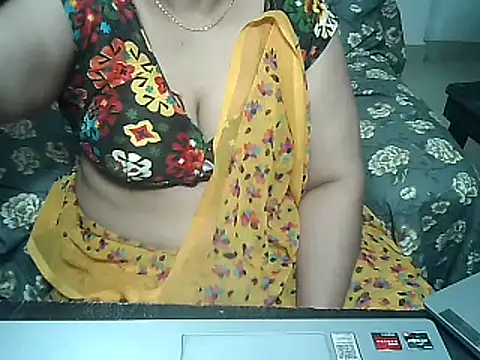 Snapshot of Punambhabisexy chatting on 03-06-25, 03:02 Punambhabisexy online show from 03-06-25, 03:02