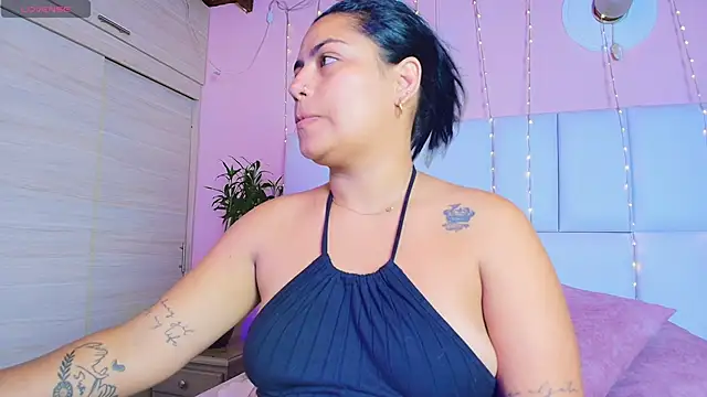 kiana cream online show from 03-03-25, 11:44