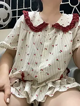 Ruby bear online show from 06-29-26, 01:22