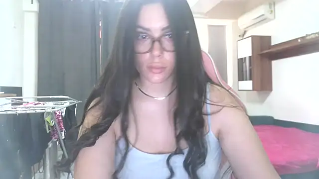 LovelyJulliette online show from 06-20-26, 03:15