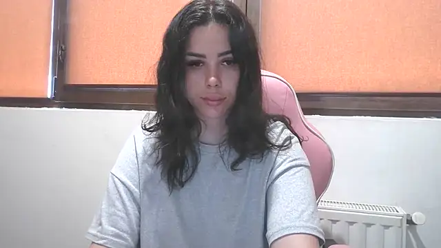 LovelyJulliette online show from 07-19-26, 10:52